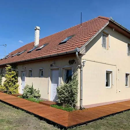 Hotel apartamentowy Herczeg Poroszlo Tiszafüred